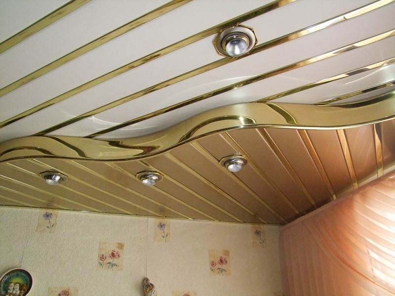 ПЛАСТИКОВЫЙ ПОТОЛОК